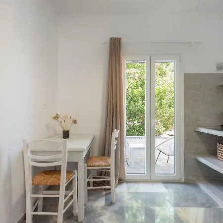 Artemida One Appartamento Paro