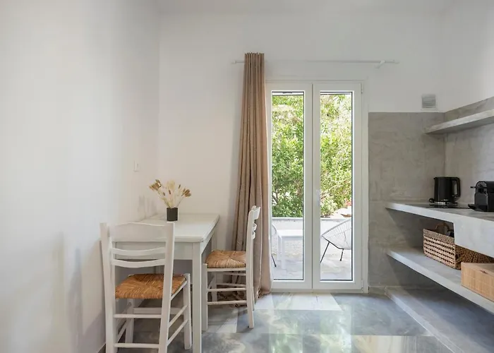 Artemida One Appartamento Paro