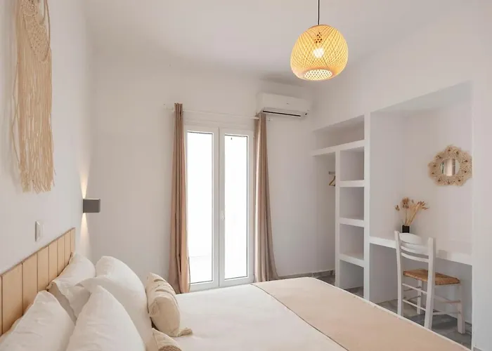 Artemida One * Páros