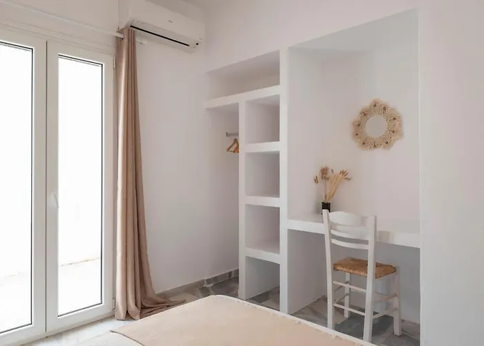 Artemida One Apartamento *